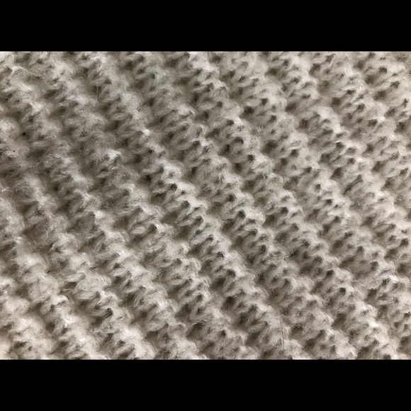 White Mossimo Knit Sweater - Size XS - Picture 2 of 3